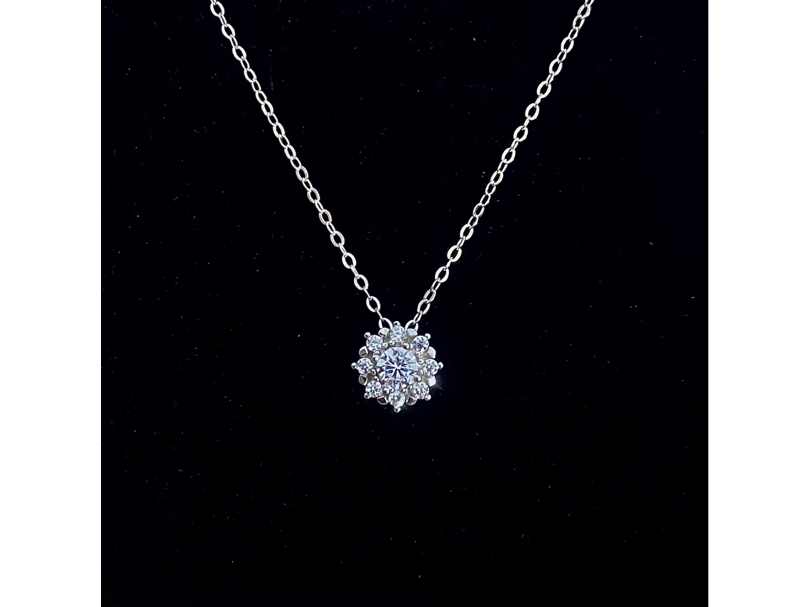 Colar Pequeno Sol em Prata de Lei 925 , Cravejado com Zircônias Cúbicas, Exalando um Luxo Sofisticado e Discreto. MDUG (ouro Branco)