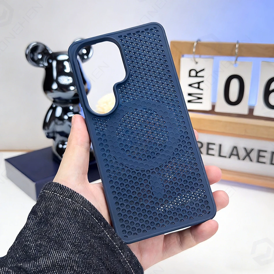 Capa Magnética Para Celular (azul Escuro Galaxy S23fe) Com Estrutura De Dissipação De Calor Em Formato De Colmeia.