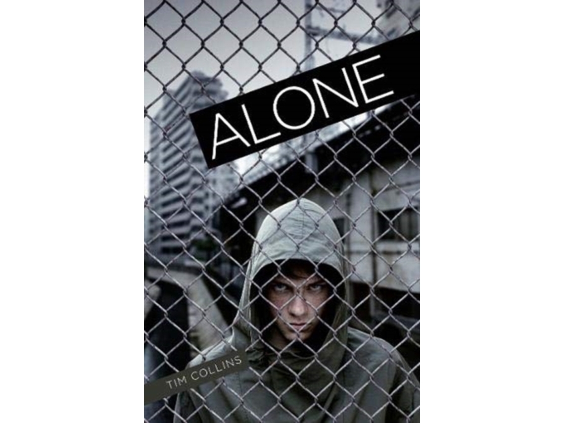 Livro Alone de Tim Collins (Inglês)