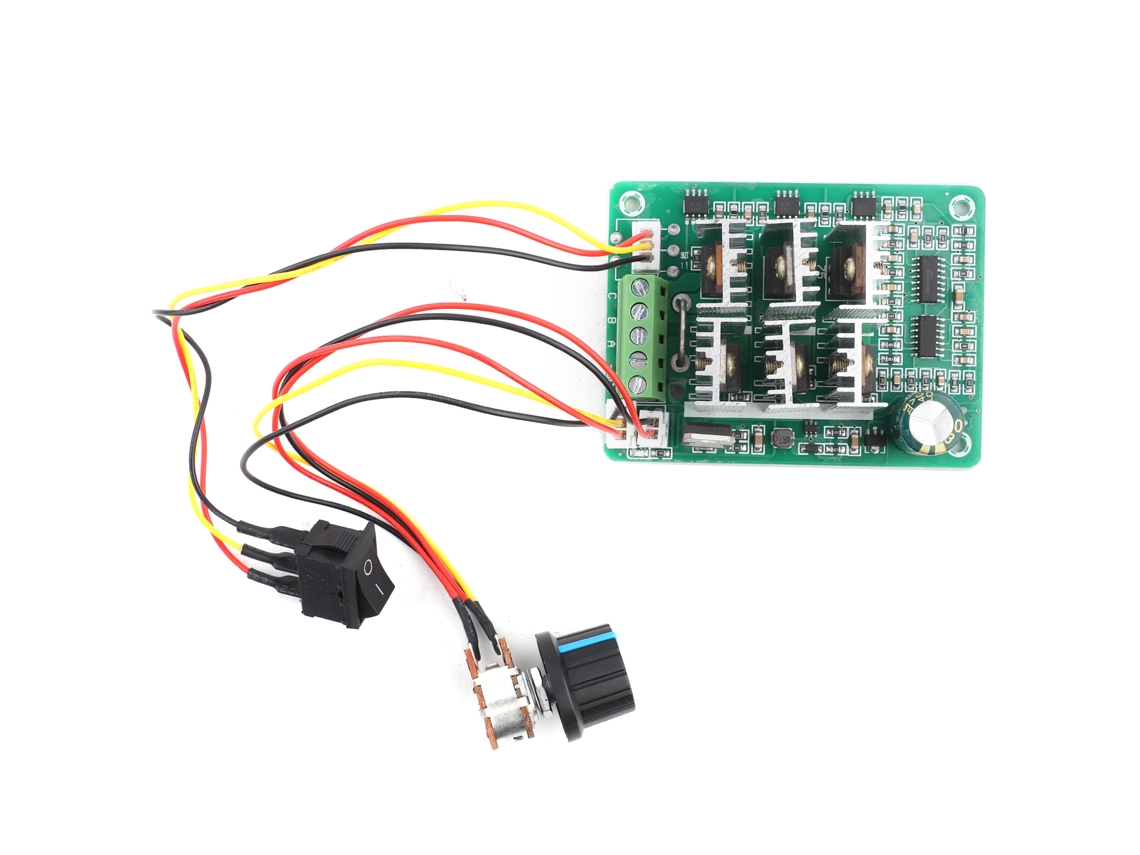Controlador De Velocidade Para Motor Brushless Trifásico 5v-36v 15a Com Interruptor Reversível Cw/ccw
