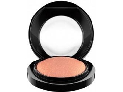 Base MAC O Mineraliza Joy Amor Cora 3.5g