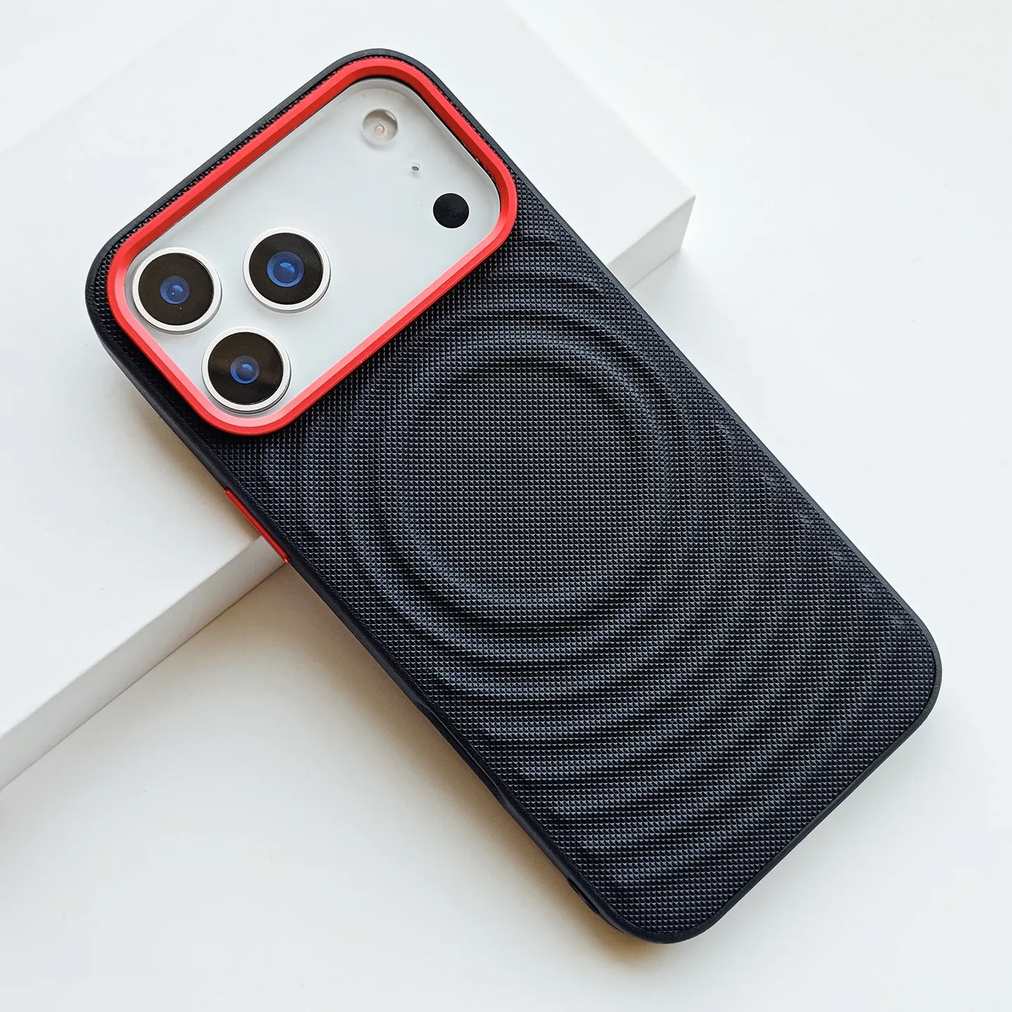 Capa De Couro Ondulado Para Iphone 17 (preta), Com Fecho Magnético.