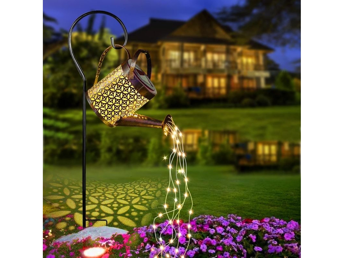 Luminária Solar para Exterior, em Formato de Regador, Cor Bronze, para Jardim, com Iluminação Led AQUAFORGE