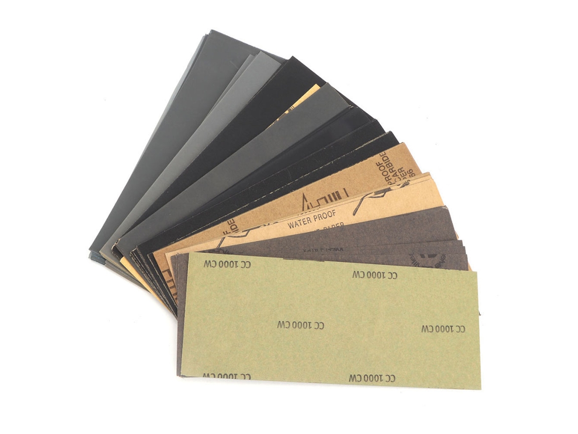 Kit de lixas para uso a seco e úmido, com 90 peças (93 x 230 mm).