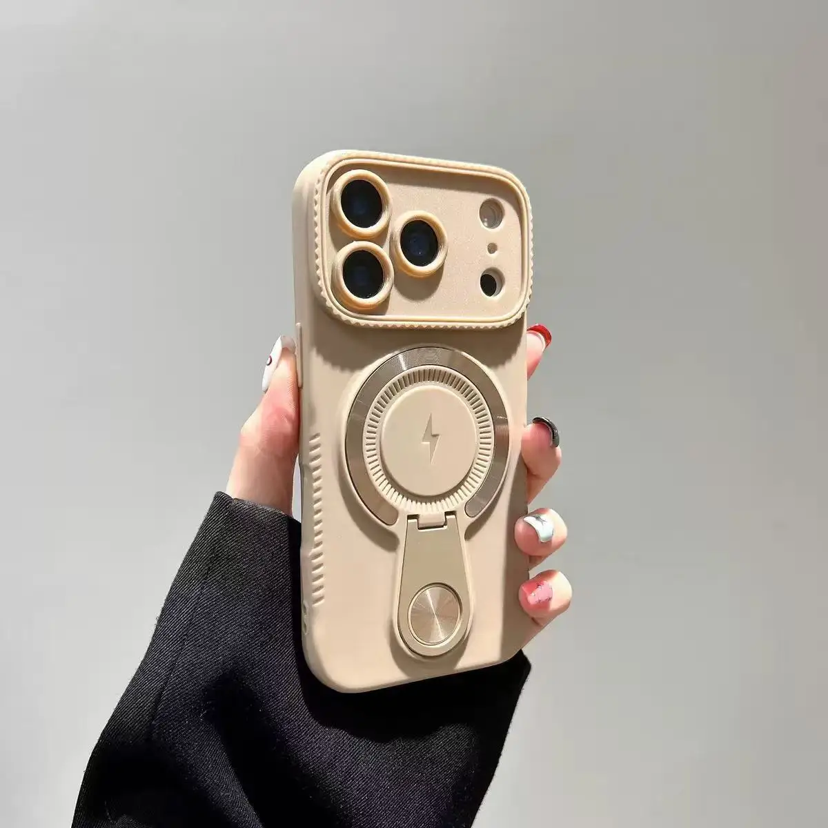 (iphone 15 Dourado) Capa Magnética Compacta Para Celular Com Suporte Na Parte Traseira, Elegante E Moderna, Com Design Simples.