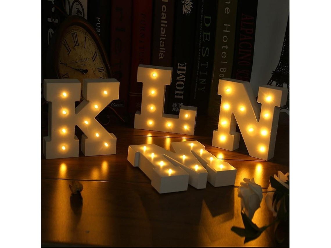 Luminária De Parede Led Com Letras De Madeira.
