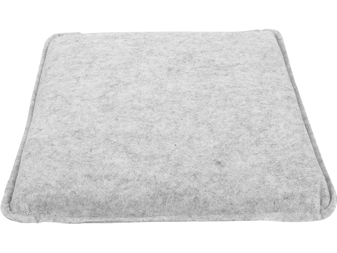 Almofada de feltro agulhado para meninas