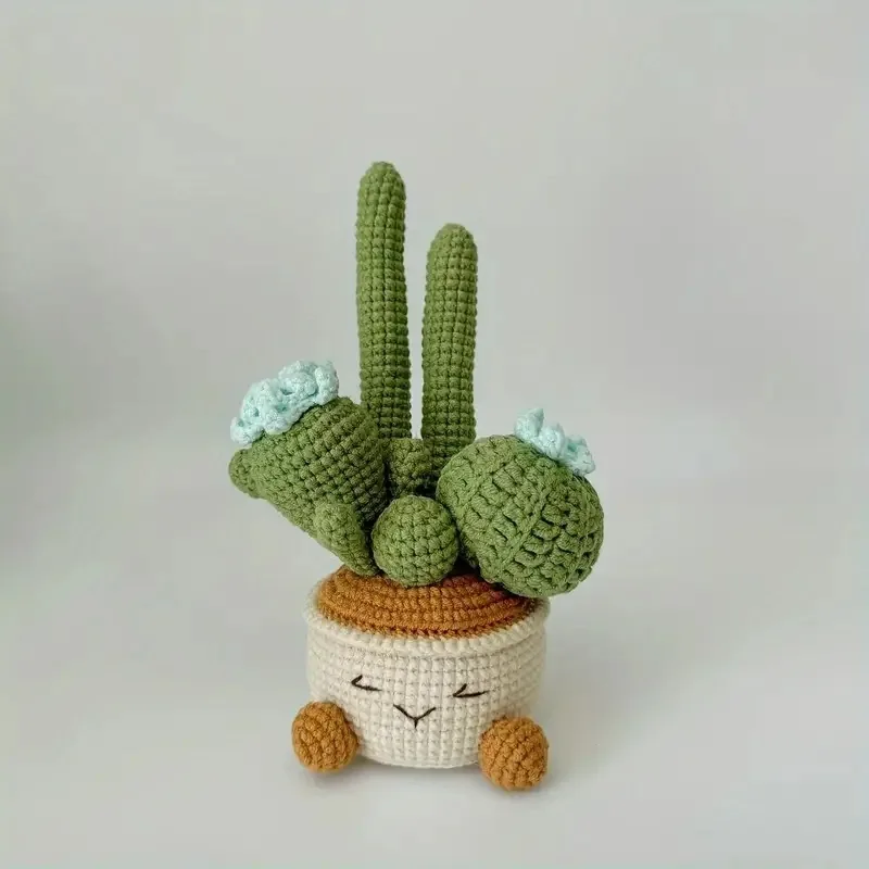 Cacto Fofo Em Vaso De Crochê, Artesanato Criativo De Tricô.