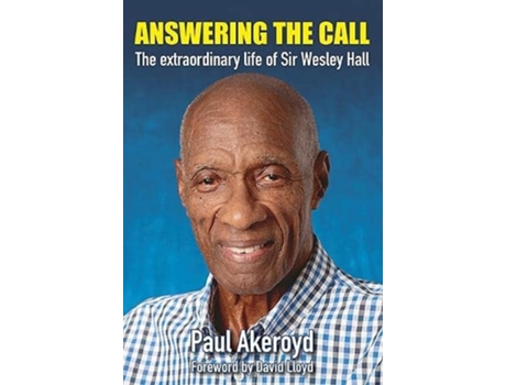 Livro Answering the Call de Paul Akeroyd (Inglês - Capa Dura)