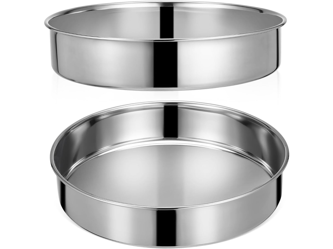 Conjunto de 2 recipientes redondos multiuso, duráveis e em material inoxidável.