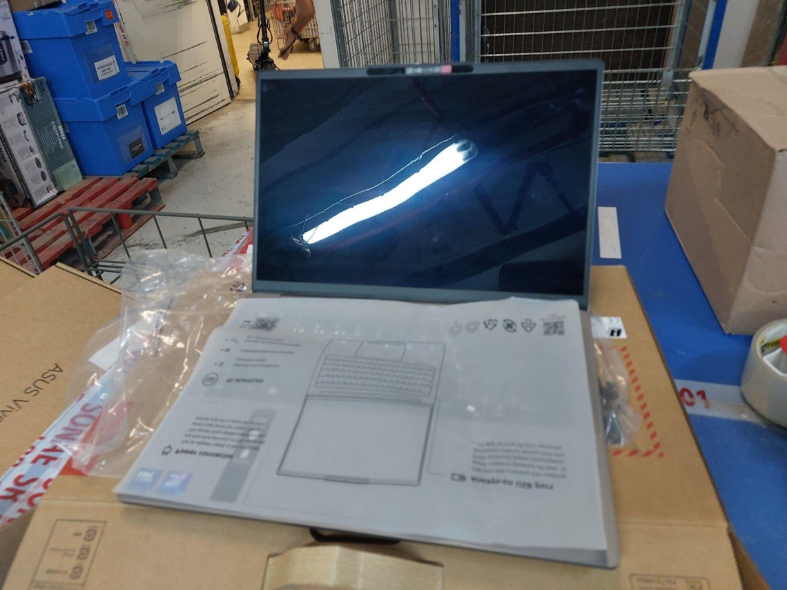 Portátil LENOVO IdeaPad Slim 5 14IMH10 (Outlet Caixa Aberta - 14'' - Intel Core Ultra 9 185H - RAM: 32 GB - 1 TB SSD - Intel Arc Graphics)
