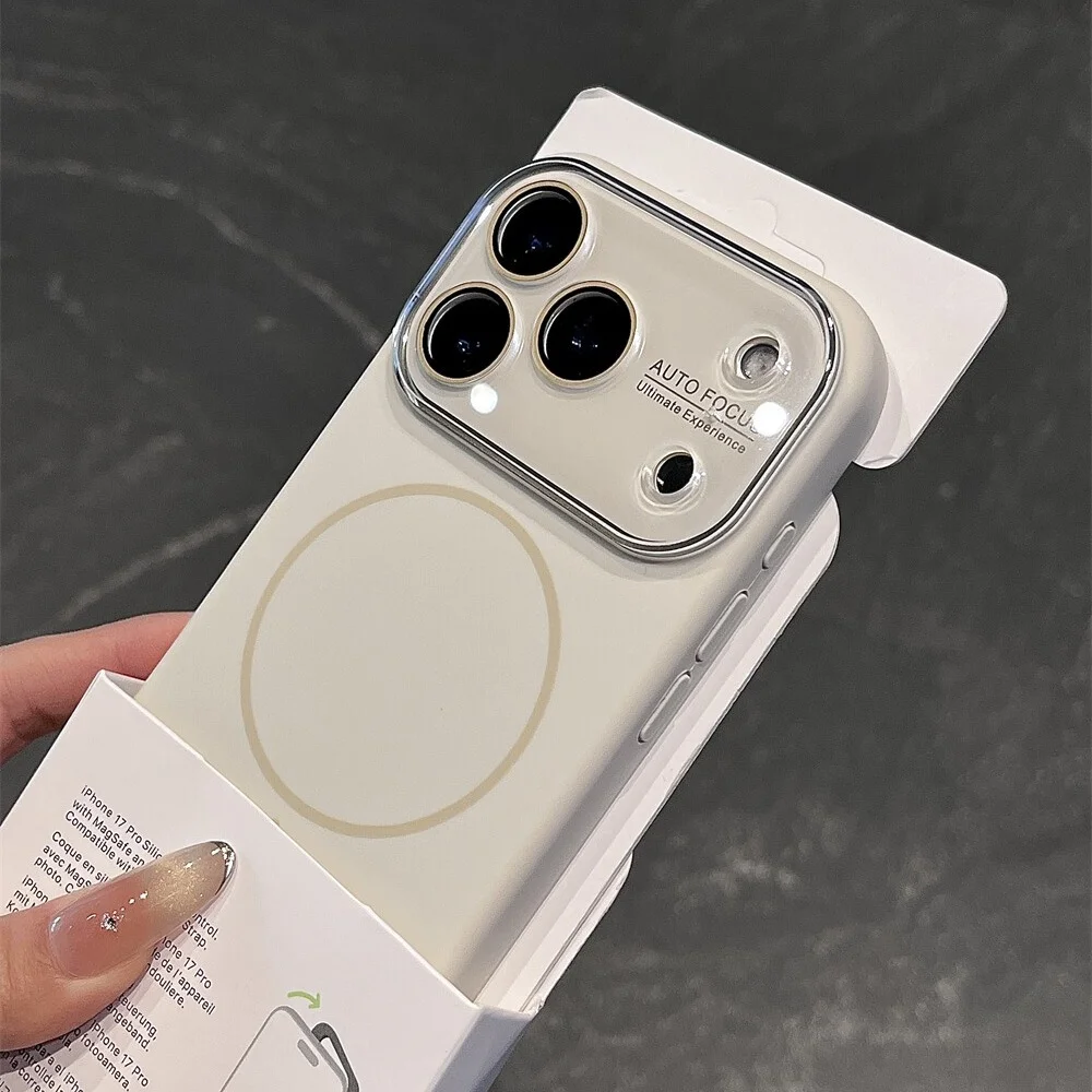 Capa Protetora Magnética De Silicone Líquido (para Iphone 13 Branco) Com Lente De Vidro.