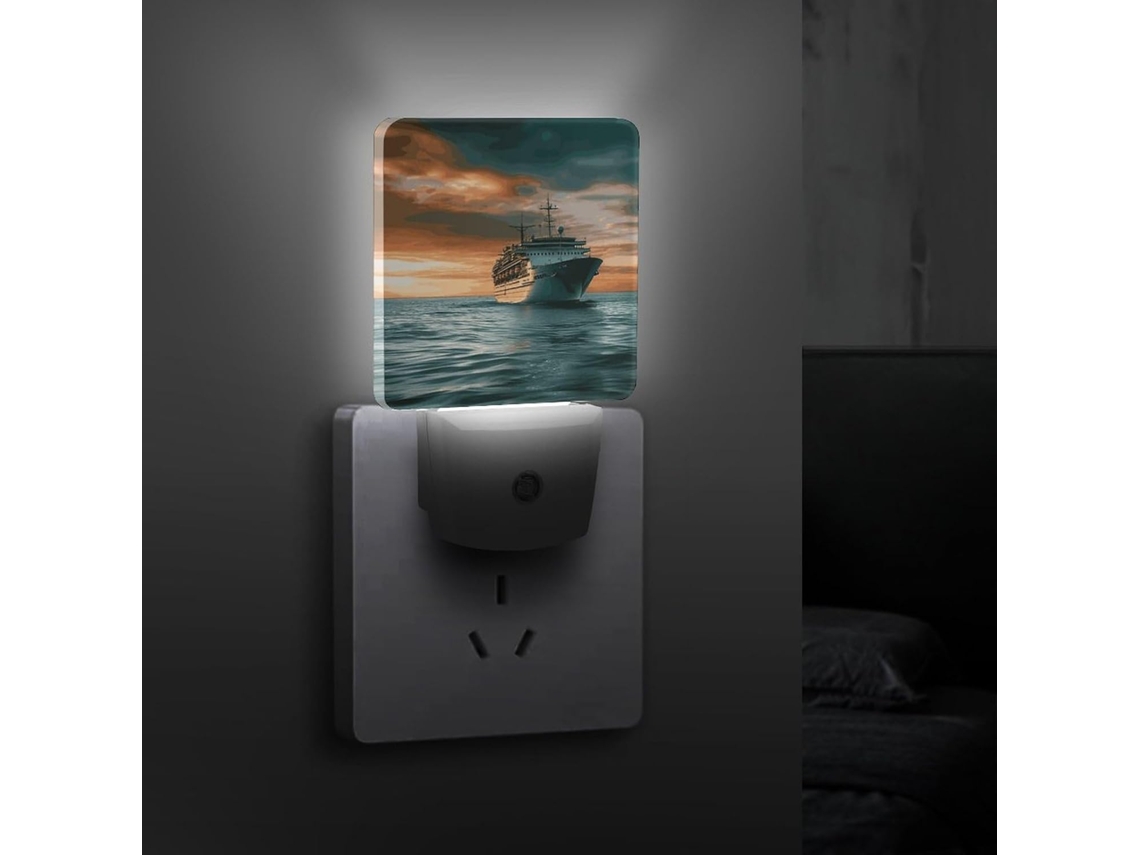 Luminária Noturna Em Formato De Navio Cruzeiro Com Sensor Crepuscular, De Tomada, Com Baixo Consumo De Energia, Ideal