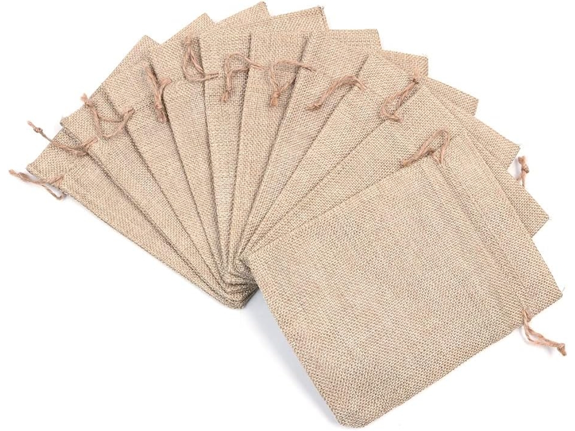 Pacote com 10 Sacolas de Juta Natural 13 X 18 Cm para Presentes, Joias, Lembrancinhas de Aniversário e Projetos de Artesanato, Cor Marrom BRILVIBERA