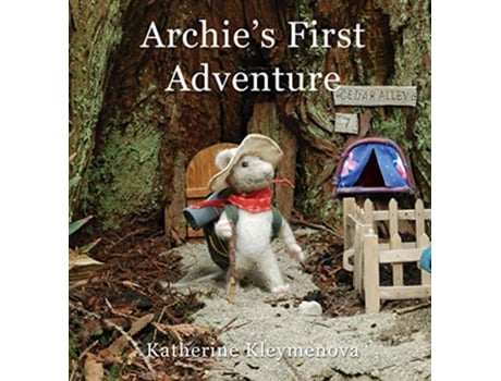 Livro Archies First Adventure de Katherine Kleymenova (Inglês)