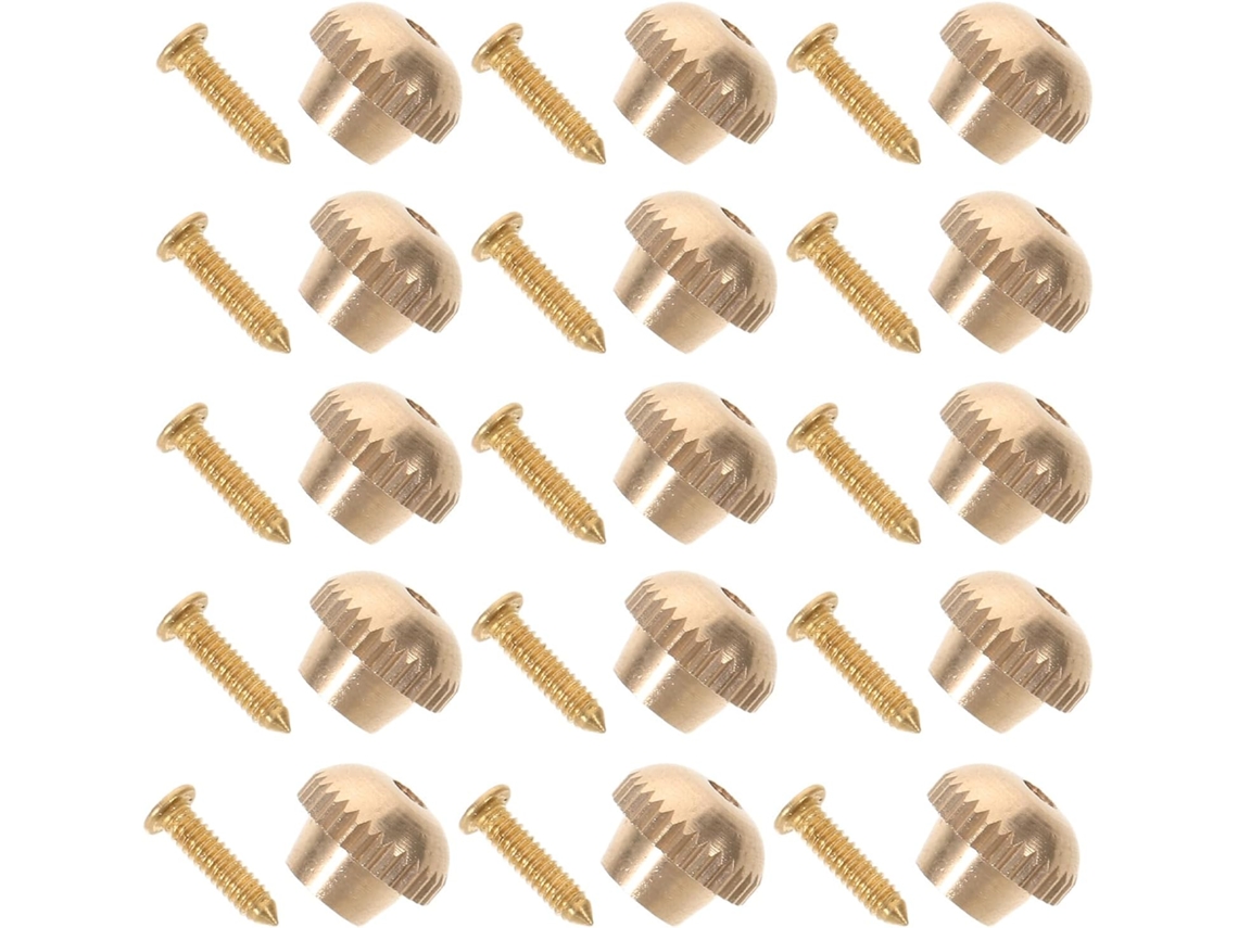 Conjunto de 50 pinos de metal dourado com acabamento liso, fáceis de instalar, ideais para projetos de artesanato e decoração.