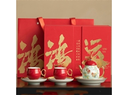 Conjunto De Chá Chinês Gongfu: Bule De Cerâmica Yixing Com Xícaras E Acessórios Para Uma Autêntica Experiência De Chá.