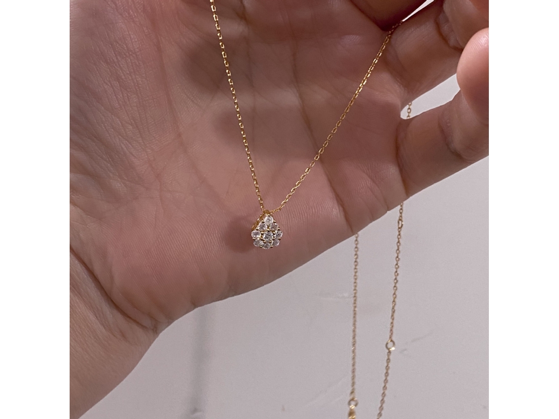 um Colar Deslumbrante em Prata de Lei 925 com um Design Cravejado de Zircônias em Formato de Gota, Perfeito para um Visual Luxuoso. MDUG (ouro)