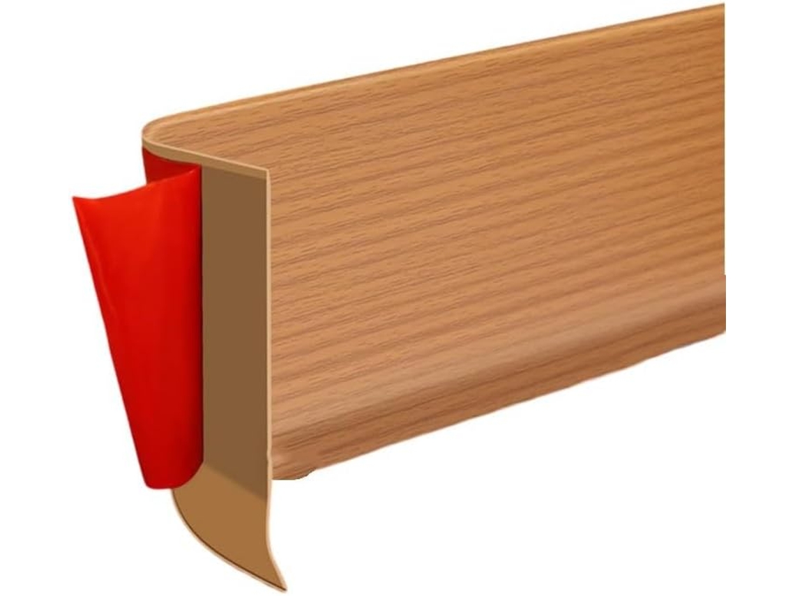 Rodapé Impermeável De Pvc 5 Metros Com Material Integrado À Base