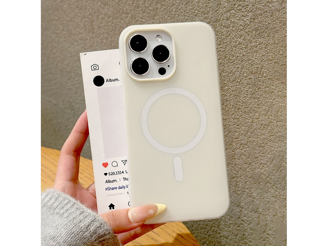 Capa Para Iphone 17 Air, Cor Off-white, Dupla Camada, Magnética, Com Toque Fosco.