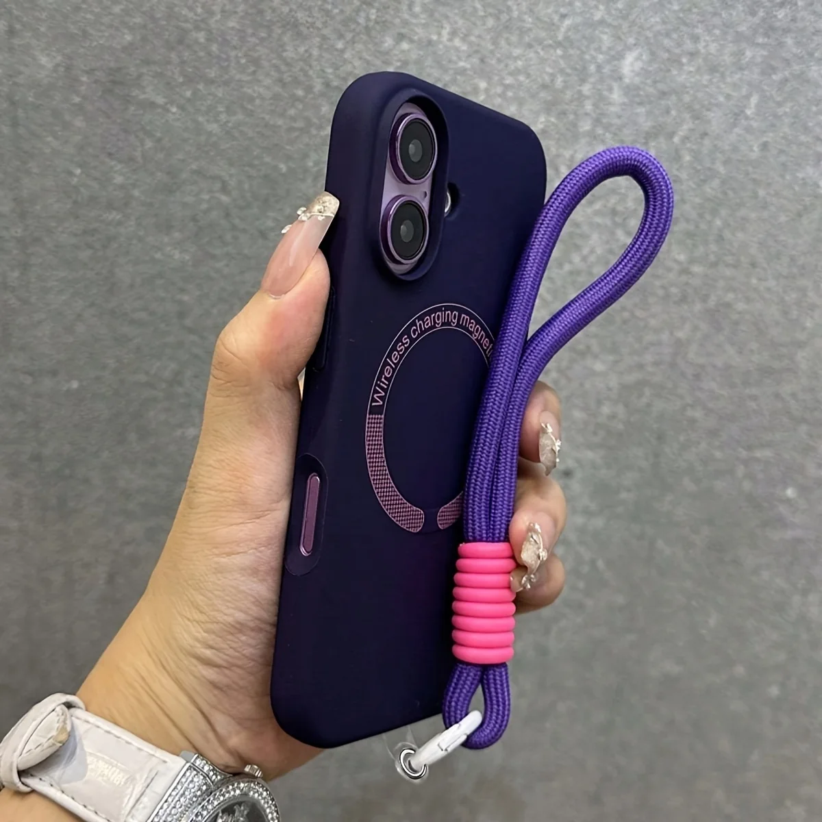 Capa De Silicone Líquido Com Cordão Magsafe E Forro De Microfibra (roxa) Para Iphone 15 Plus