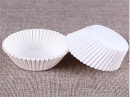Formas para Muffin Lurelia, 100 unidades, Brancas, para Muffins e Cupcakes