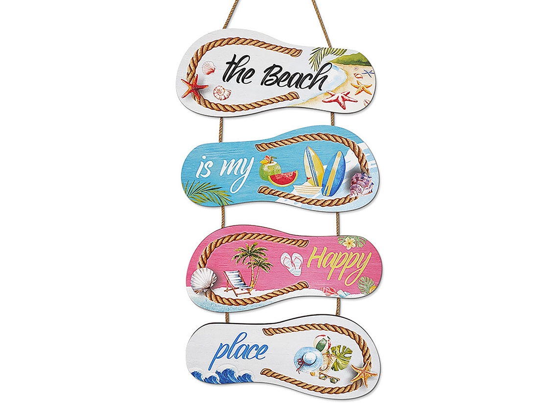 Decoração De Parede Com Prancha De Surf E Chinelo De Praia