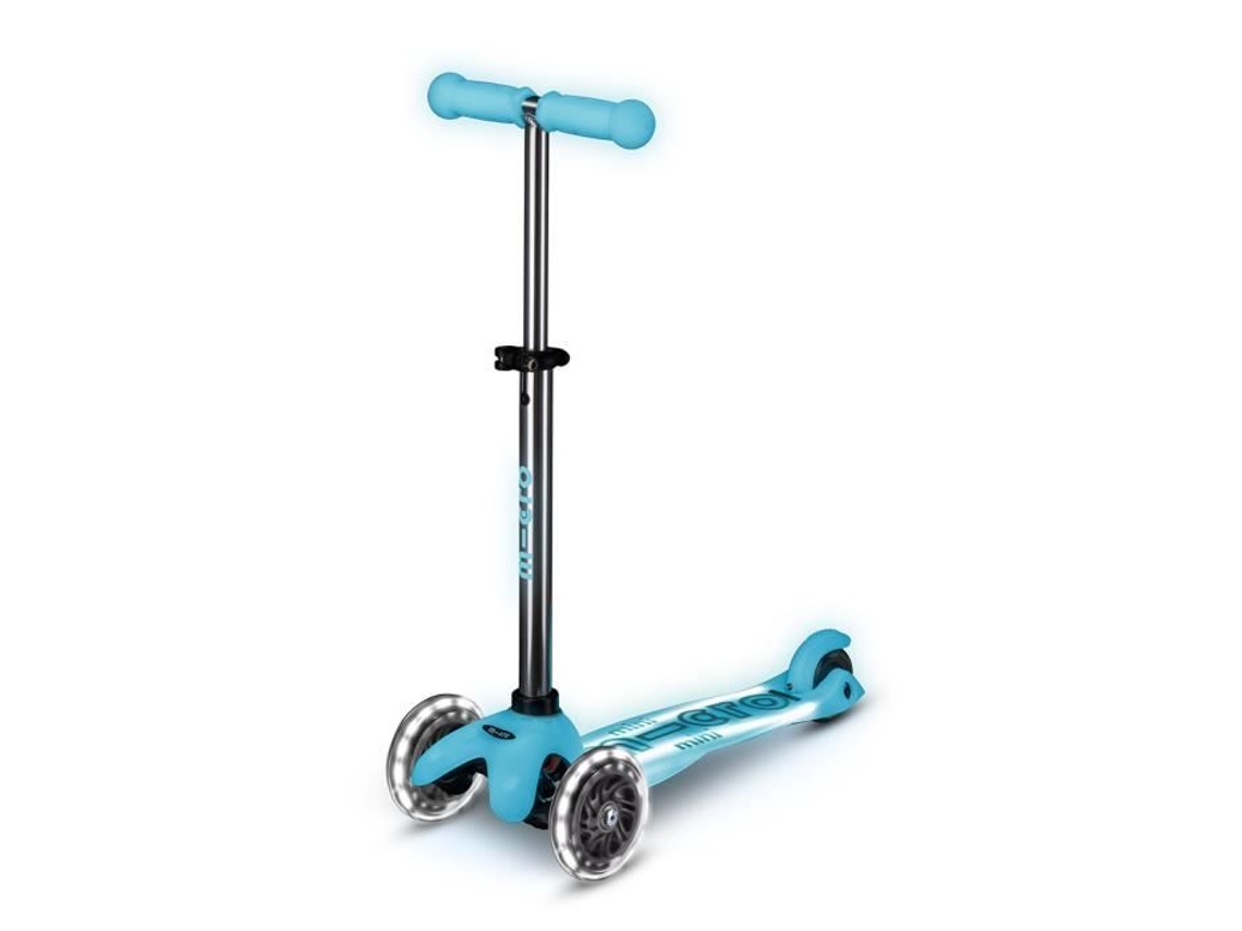 Micro - MMD214 - Scooter de três rodas com micromobilidade LED brilhante Plus Glacier Aqua MMD214