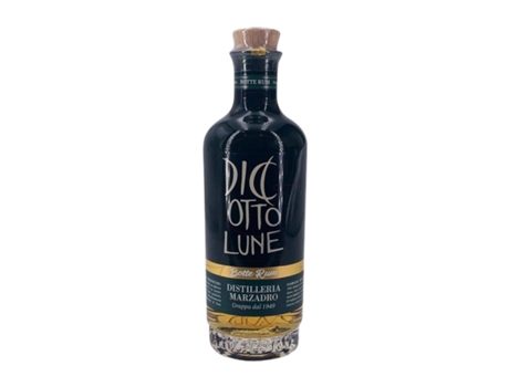 Aguardente Grappa MARZADRO Le Diciotto Lune Botte Rum (0.7 L - 1 Unidade)