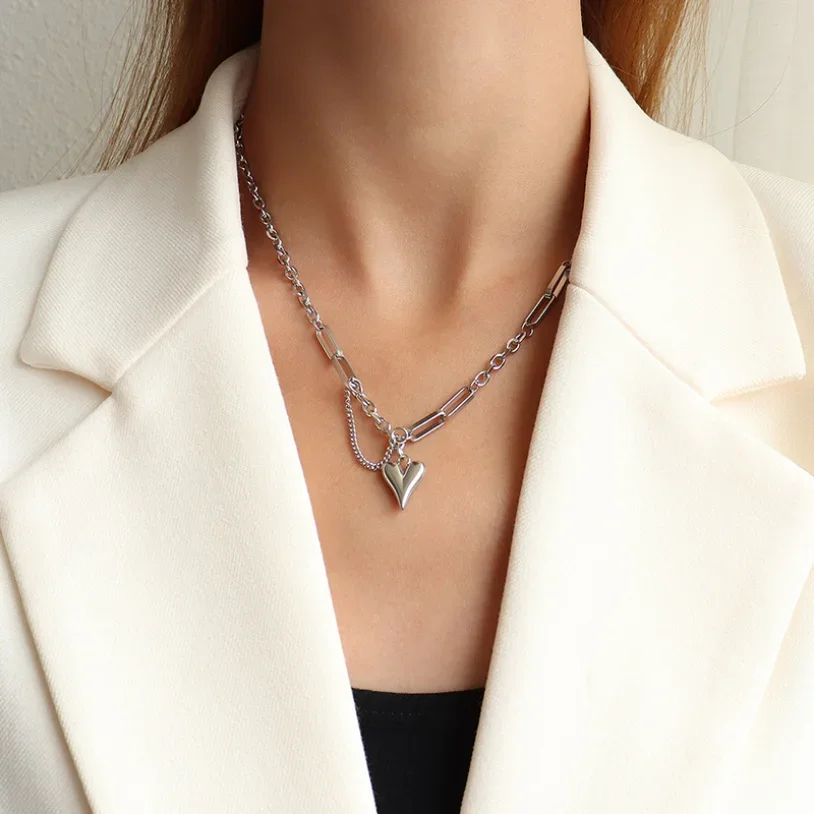 (colar Prateado) Conjunto De Colar E Pulseira Com Pingente De Coração E Borla