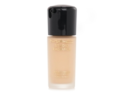 Base Líquida Studio Radiance Serum Powered NC11.5 30ml/1oz MAC