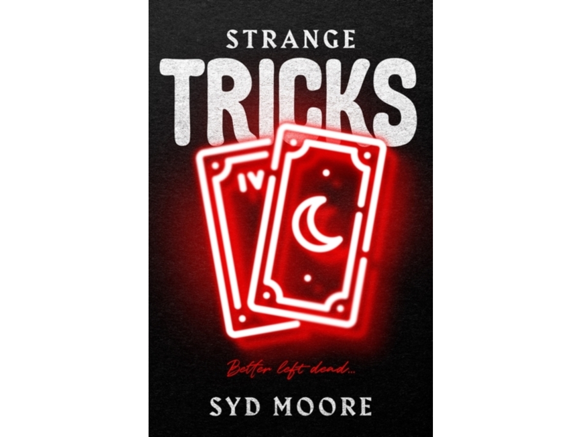 Livro Strange Tricks de Syd Moore (Inglês)