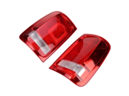 Lanternas traseiras Amarok com placa de circuito para modelos 2010-2020 - Diferenciadas esquerda/direita, revestidas em plástico Bolha, sem lâmpada.