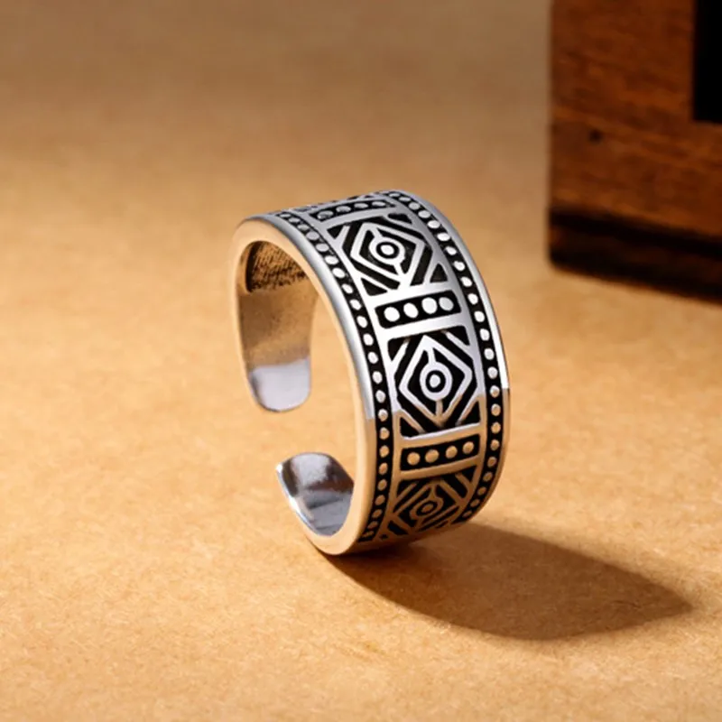 Anel Masculino Aberto com Design Steampunk Retrô Geométrico em Prata Tibetana e Formato de Losango, Inspirado em Motocicletas. MDUG