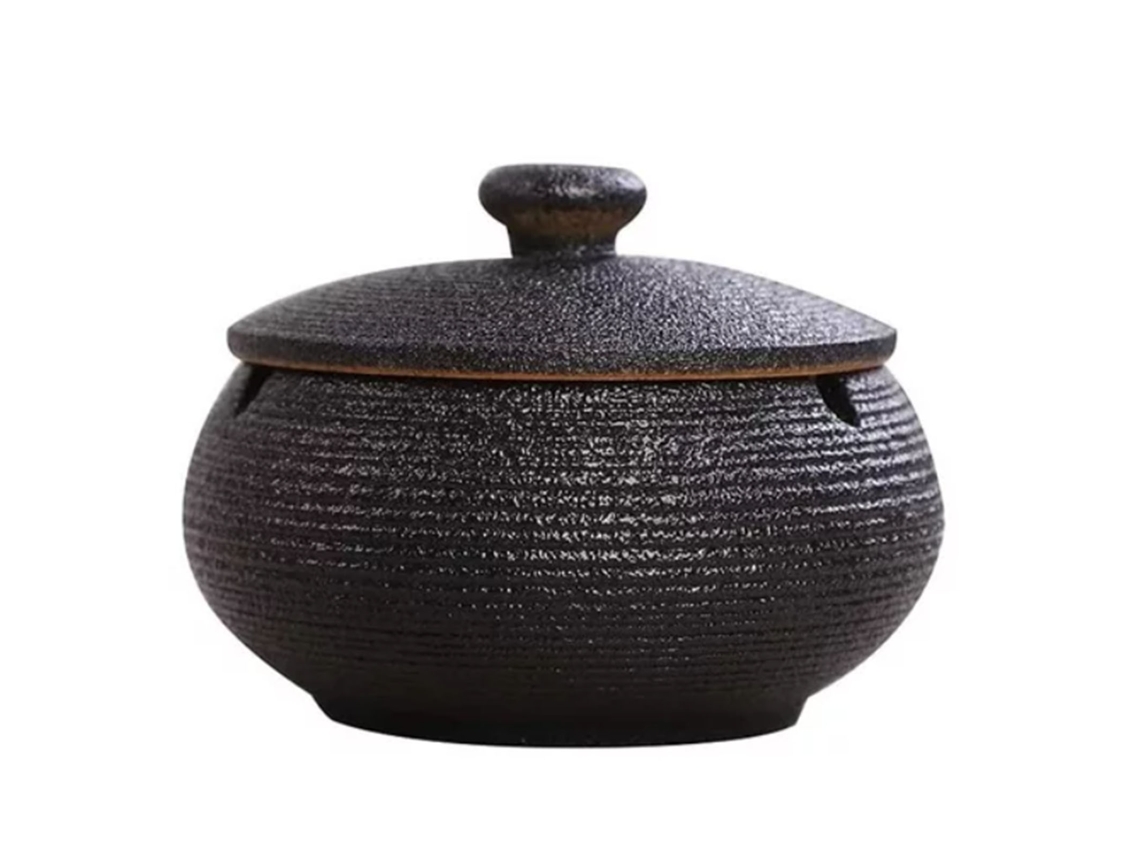 Cinzeiro de Cerâmica Decorativo com Tampa Protetora de Vento Preto