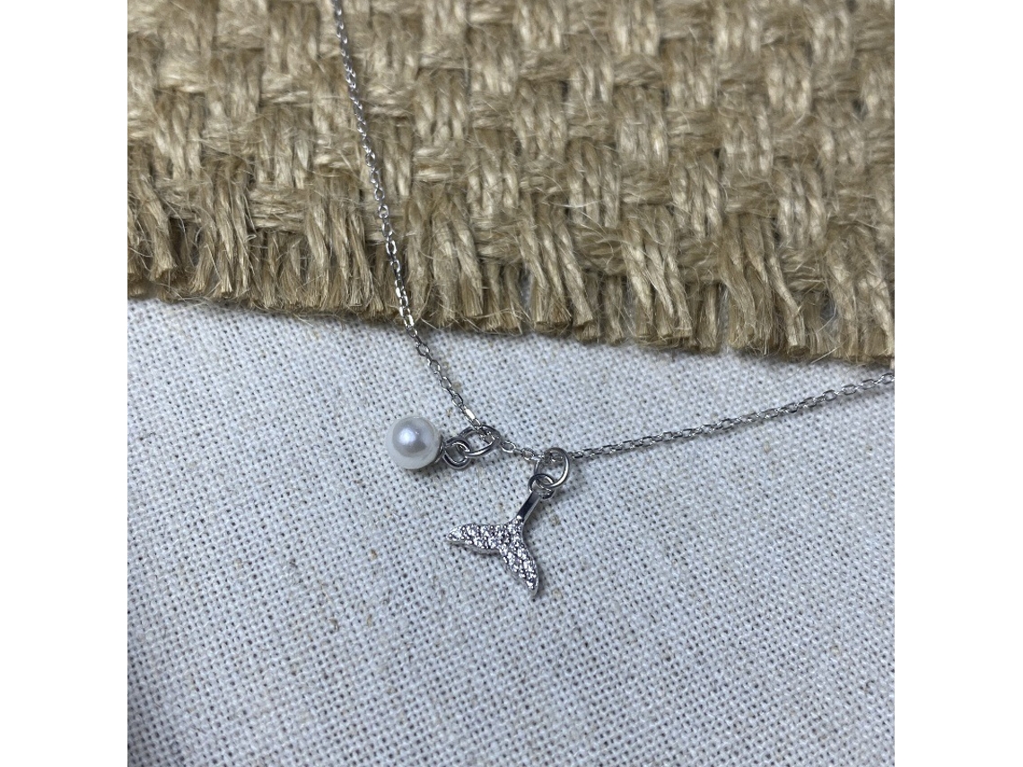 Colar em Prata de Lei 925 com Pérolas e Design Requintado e Sofisticado, Adornado com Diamantes. MDUG (ouro Branco)