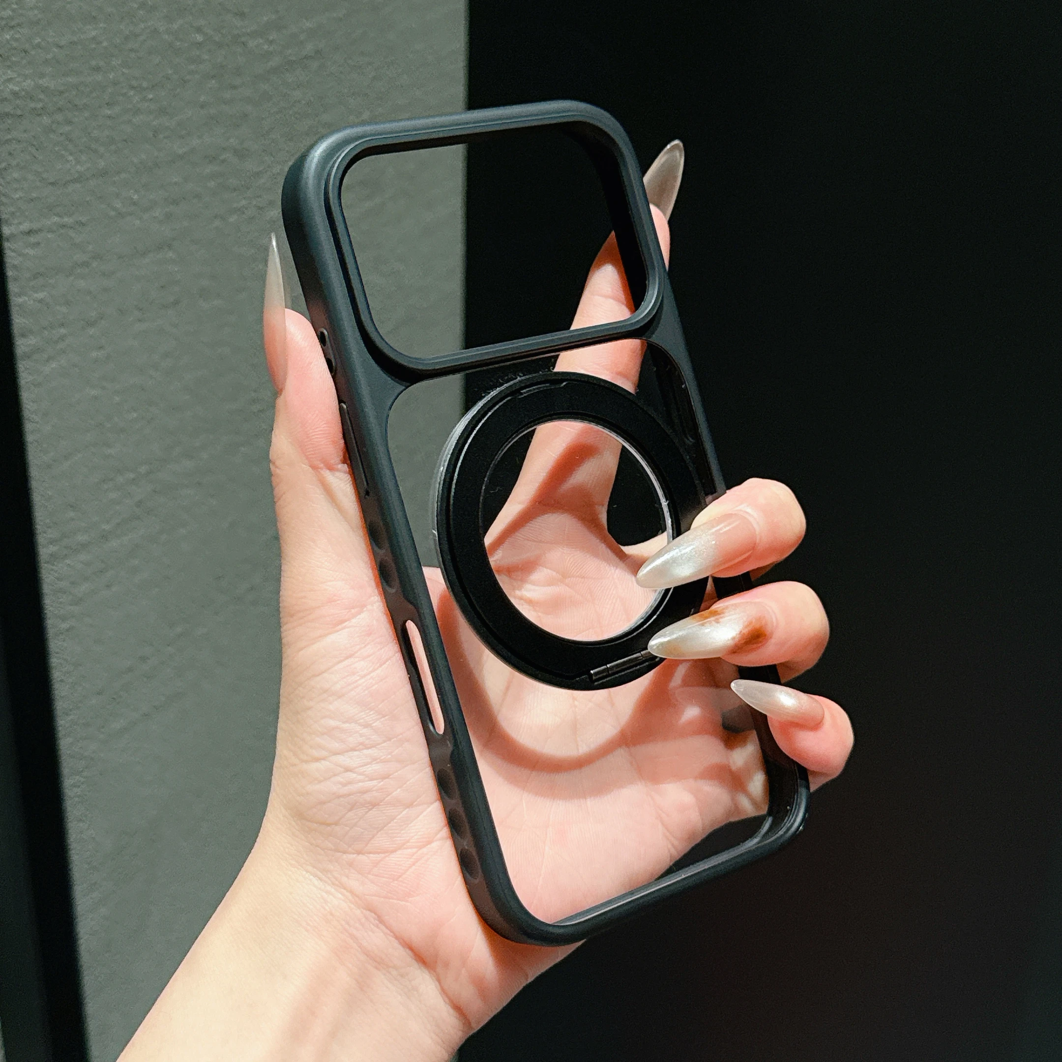 Capa Para Celular Veicular (iphone 17 Pro Max, Preta) Com Suporte De Anel Giratório 360° E Sistema Magnético.