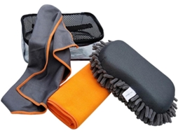 Kit portátil para limpeza de carros com 4 esponjas e pano para lavagem de veículos.