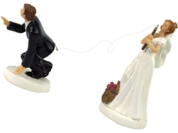 Ornamento Decorativo Europeu Casamento Resina Estatueta Esculpida Noiva Agarrando Noivo Design Delicado GOKOCO