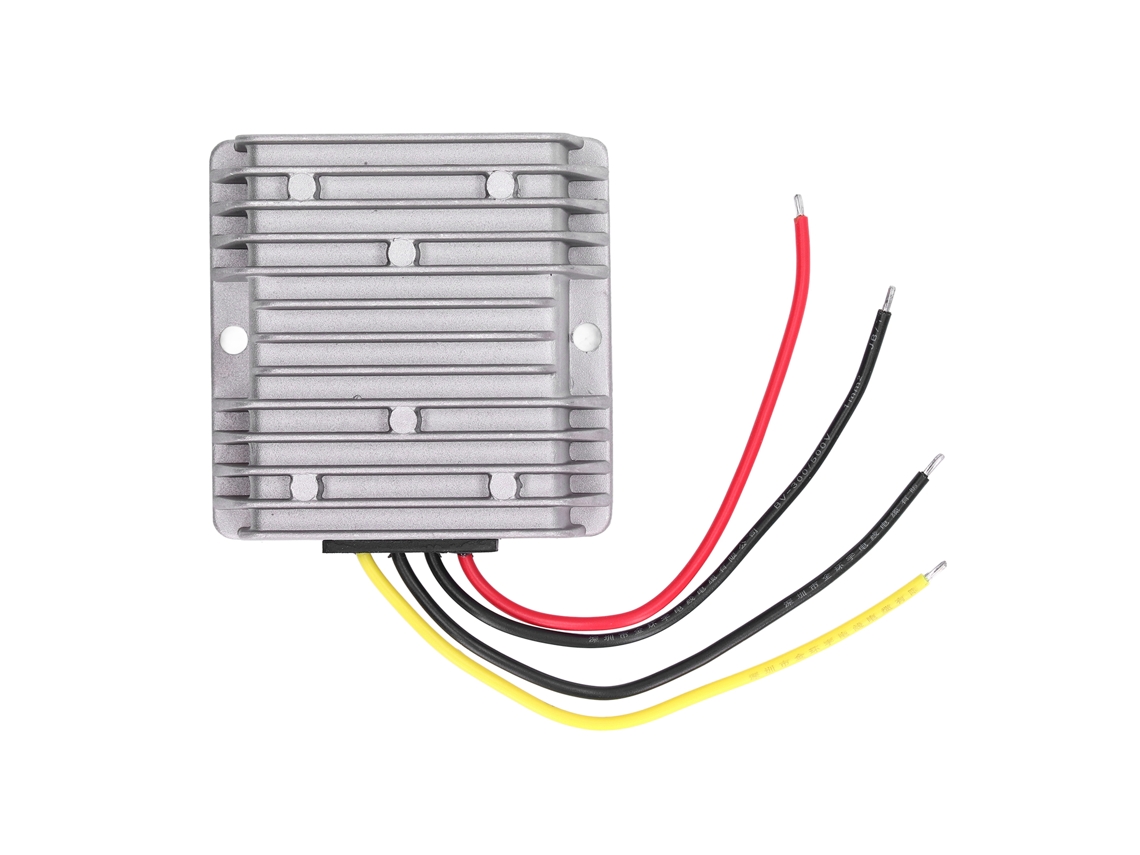 Regulador De Voltaje Dc A Dc Aluminio Reductor Para Motor Luz Led 12v 24v A 12v 5a