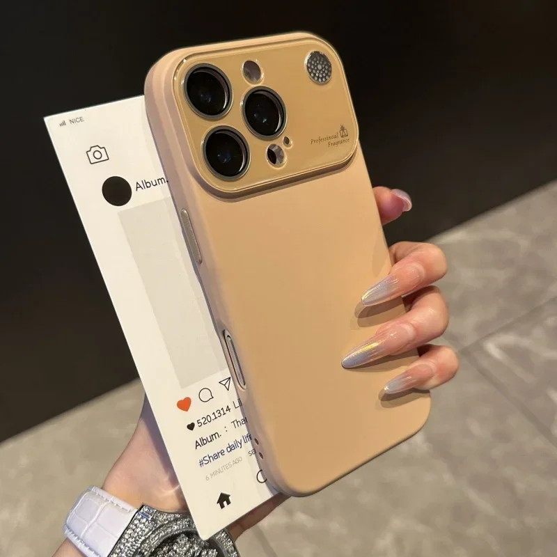 Capa De Celular Em Silicone Líquido Macio (cáqui) Para Iphone 14 Pro Max, Cor Sólida E Resistente A Impactos.