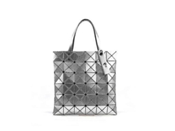 Bolsa Tote Geométrica, Mão Lingge, Viagem Prateada AQUAFORGE