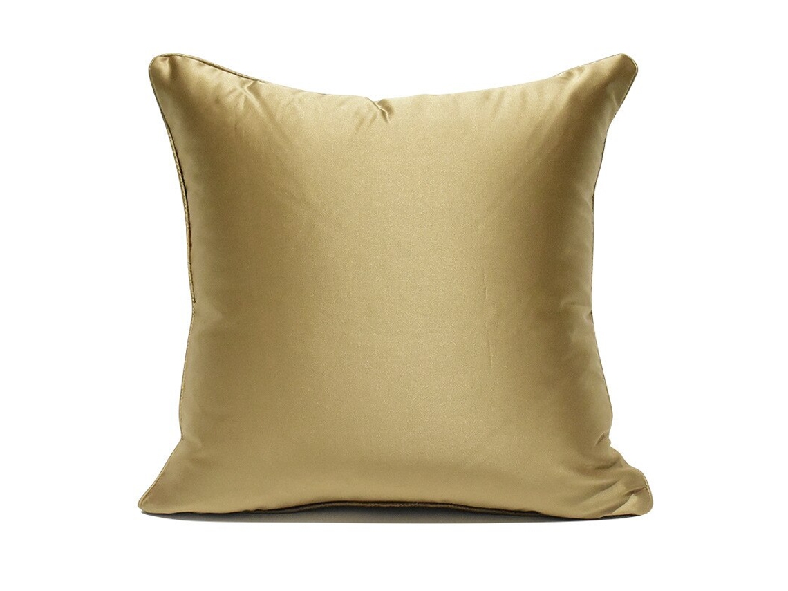 Almofada Decorativa XGF (Dourado)