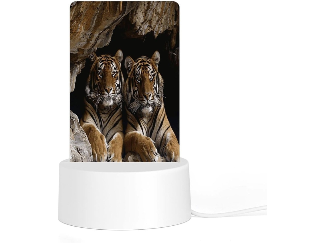 Luminária noturna LED acrílica plug and play com base de plástico, estampa de tigre em caverna.