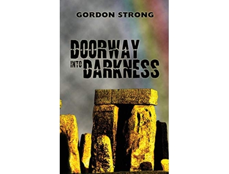Livro Doorway Into Darkness de Gordon Strong (Inglês)