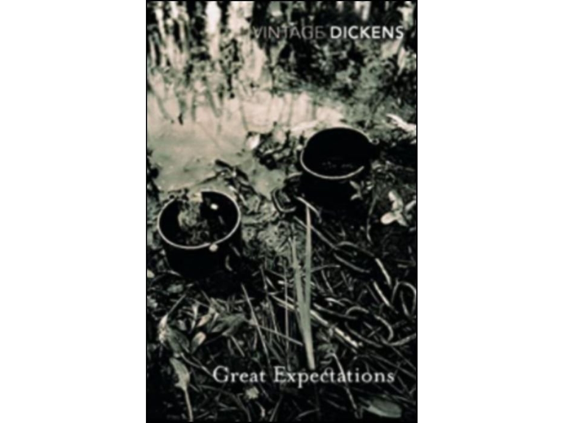Livro Great Expectations de Charles Dickens (Inglês)