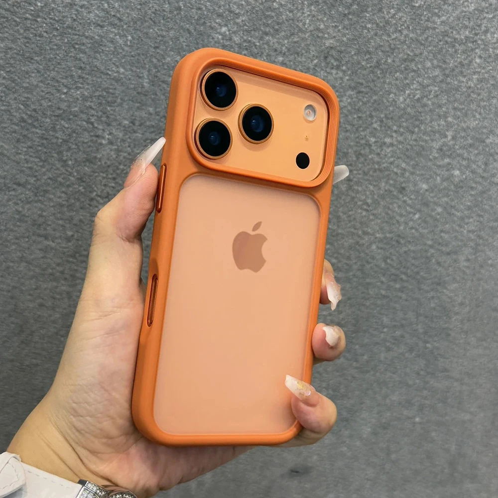 Capa Transparente Fosca Com Botão De Metal Para Iphone 17 Pro (laranja) Com Moldura Transparente.