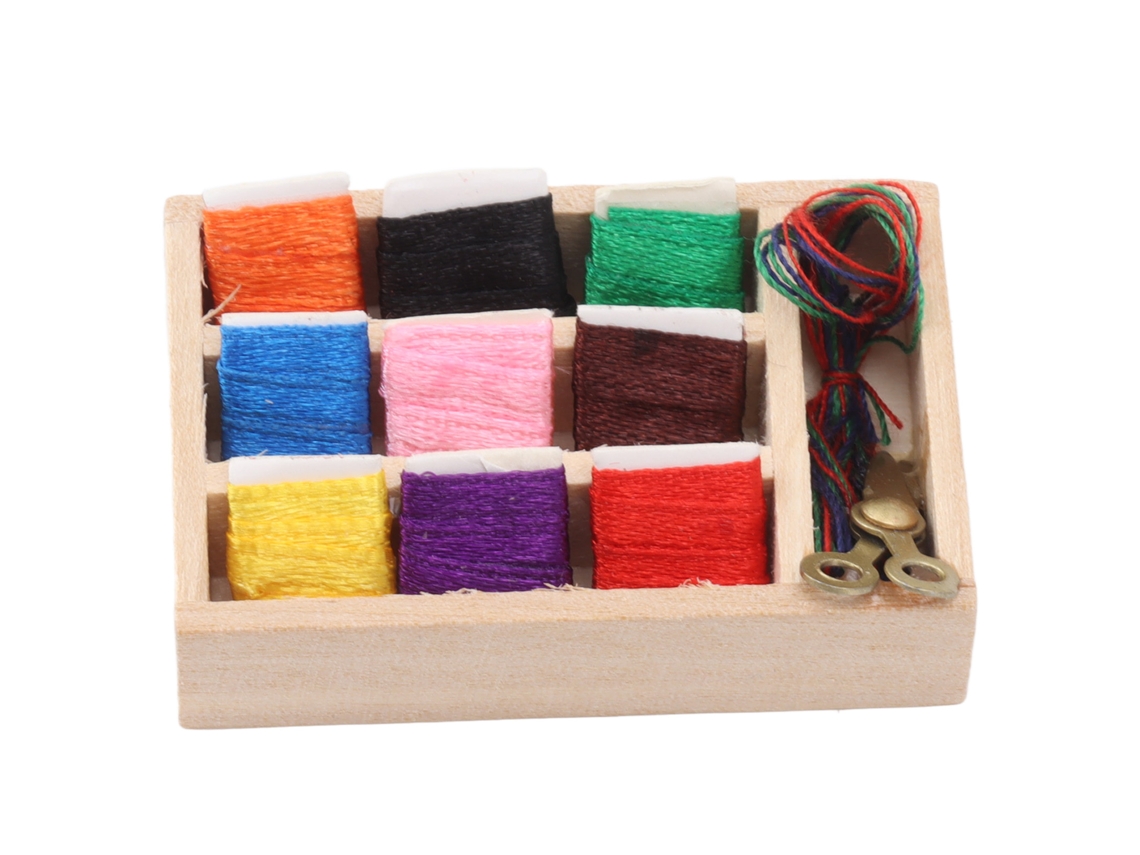 Primerox kit Caixa de Costura Miniatura 1:12 para Casinha de Bonecas com Detalhes Ricos e Cores Vibrantes