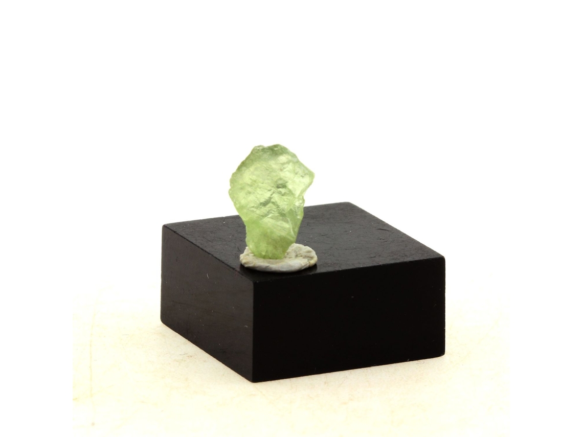 Peridot Pedra Natural Da Noruega Almklovdalen Møre Og Romsdal Pedra Preciosa Verde Propriedades Curativas 1 85 Ct Certificado de TRENDYFLAIR