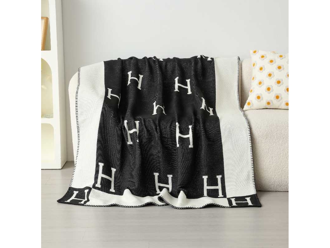 Cobertorpreto Escuro (poliéster 1400g) - 130 X 180 Cm
